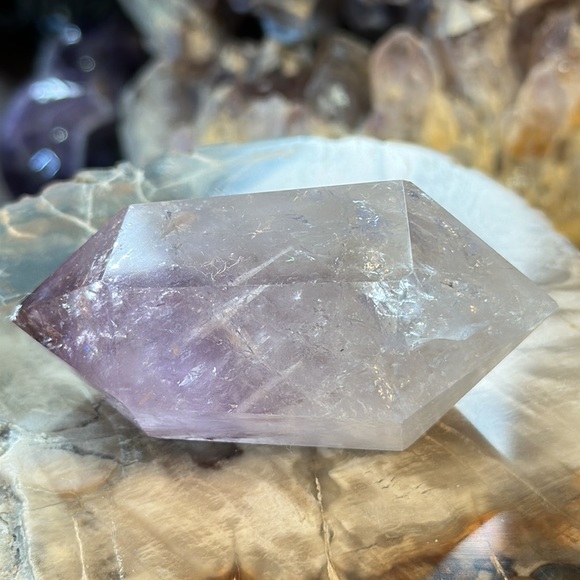 🎄SALE🎄Amethyst DT Crystal Point With Rainbow! - Picture 7 of 11
